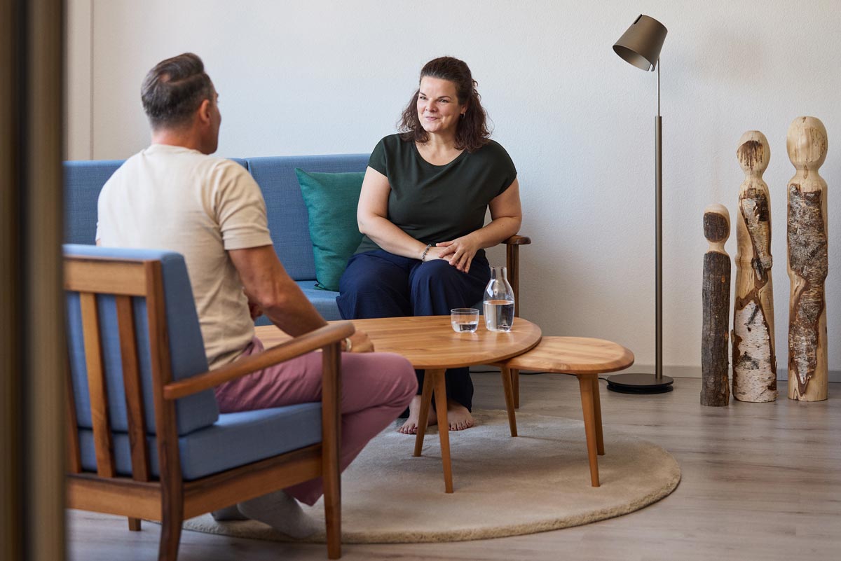 Systemische Beratung, systemisches Coaching: Verstrickungen, Blockaden lösen, Systemdynamiken erkennen und auflösen, Ressourcen, Klarheit, Frieden finden, Vergebungsarbeit, Integration